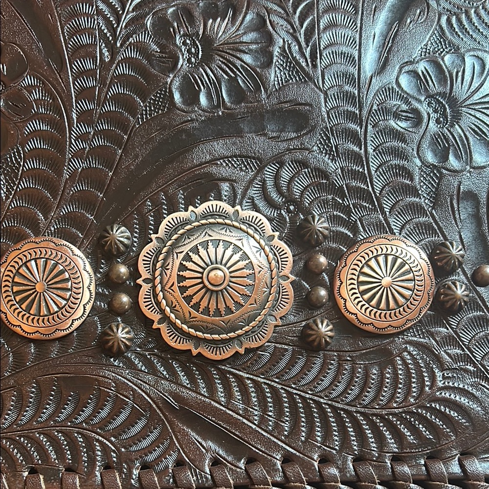 American West Brown Leather Crossbody Bag with Floral Embossing - Picture 3 of 13